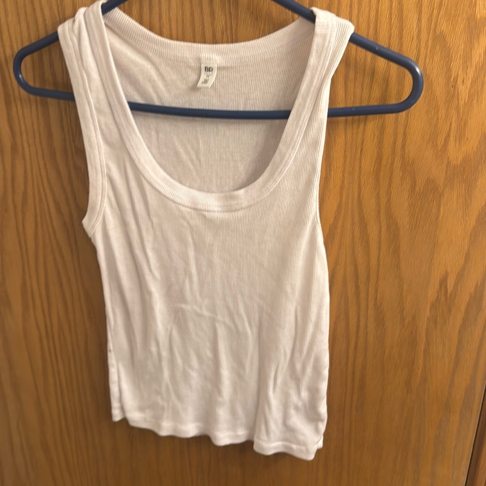 Pack of women’s three women’s shirts and a tank top